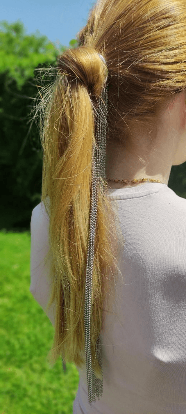 Ornement cheveux longs chaînette argenté 
