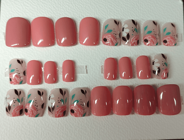 Kit Press-on nails rose-saumon avec fleurs 